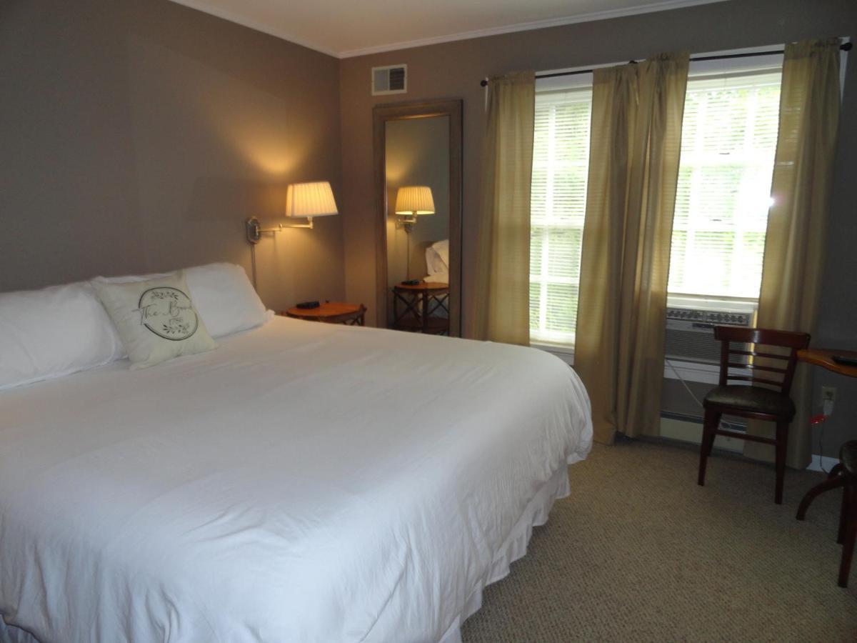 The Bond 1786 Inn (Adults Only) Warrensburg Zimmer foto