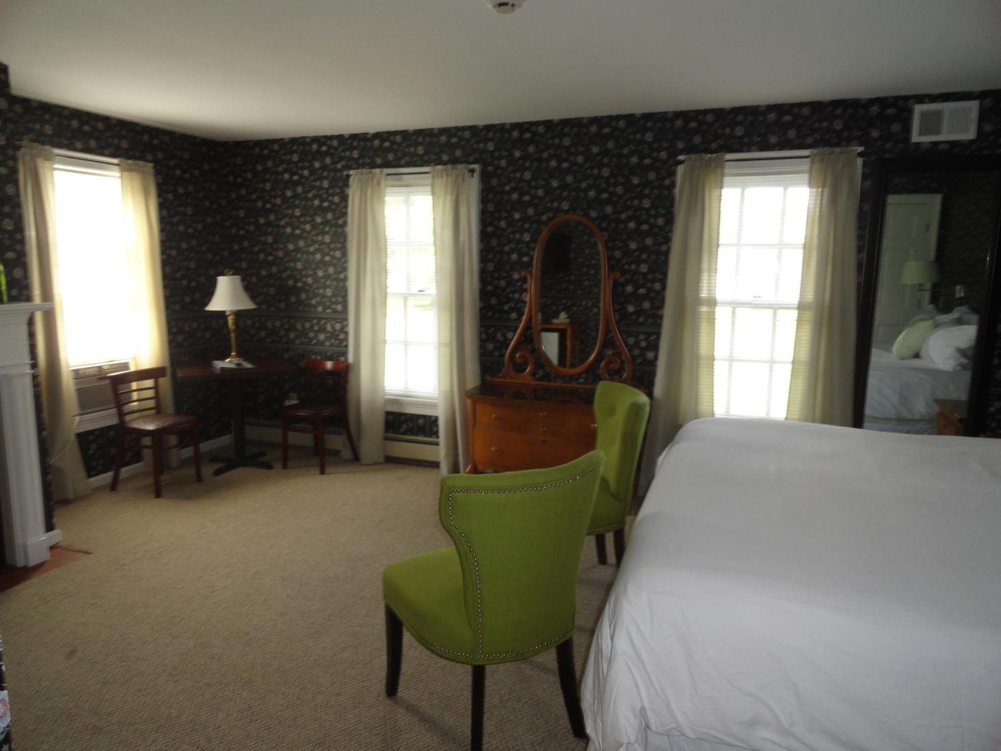 The Bond 1786 Inn (Adults Only) Warrensburg Zimmer foto